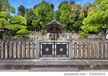 Prince Shotoku's Mausoleum Eifuku-ji Temple (Taishi-machi, Minamikawachi-gun, Osaka Prefecture) 102881631