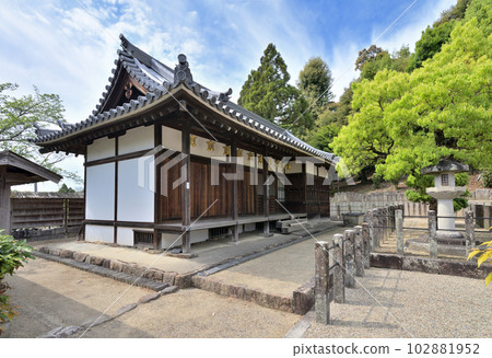 Prince Shotoku Mausoleum Eifuku-ji Kamimido (Taishi-cho, Minamikawachi-gun, Osaka) 102881952