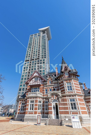 福岡縣北九州市門司港Retro的北九州大連友誼紀念館和門司港Retro High Mart摩天大樓 102890691