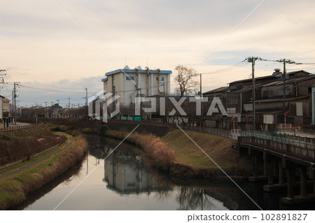 取自 Montoi Bridge 下游 2023 102891827
