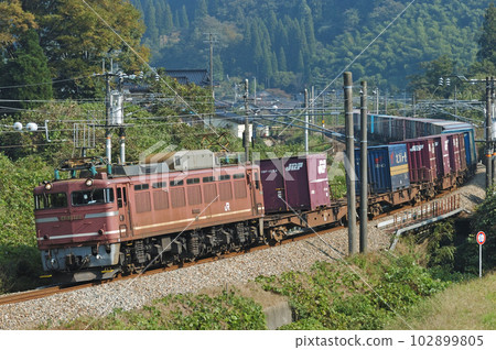 北陸本線伊斯魯吉-栗卡拉 JR Freight EF81-122(富山) 北陸本線伊斯魯吉-栗卡拉 JR Freight EF81-122(富山) 102899805