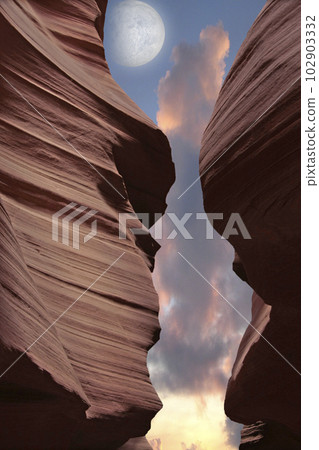 Red rock canyon 102903332