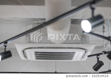Ceiling cassette type air conditioner Ceiling cassette type air conditioner 102914418