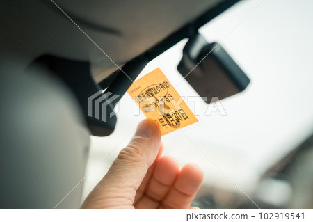 貼輕型車驗車貼 102919541