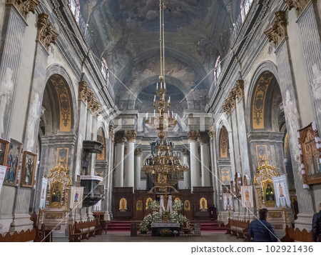 【烏克蘭】利沃夫老城廢棄的東正教堂內 102921436