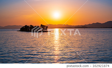 真嗣湖的黃昏 102921874