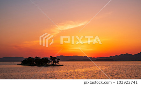 真嗣湖的黃昏 102922741