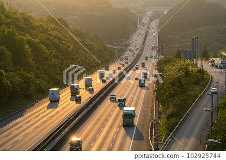 《Shizuoka Prefecture》 Shin Tomei Expressway / Aorta of Japan 102925744