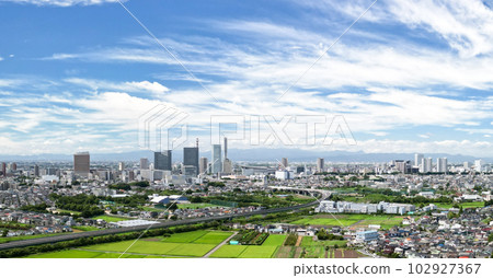 “埼玉縣”用無人機拍攝的夏日天空和沼澤稻田的景色 “埼玉縣”用無人機拍攝的夏日天空和沼澤稻田的景色 102927367