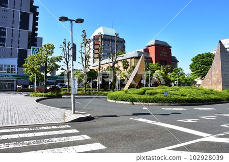 Kakegawa City The view in front of the south exit of Kakegawa Station on the Tokaido Main Line Kakegawa City The view in front of the south exit of Kakegawa Station on the Tokaido Main Line 102928039