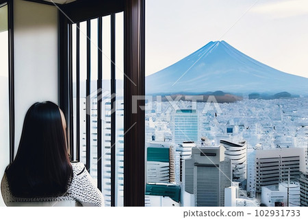 看通過窗口的婦女 102931733