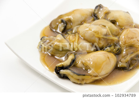 Boiled oysters Boiled oysters 102934789