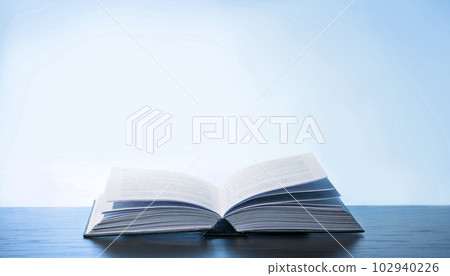 Open book on white background Open book on white background 102940226