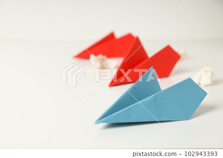 Business, startup and sponsorship concept with paper planes on white background Business, startup and sponsorship concept with paper planes on white background 102943393