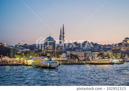 Yeni Cami New Mosque in Eminonu Istanbul, Turkey Yeni Cami New Mosque in Eminonu Istanbul, Turkey 102952323
