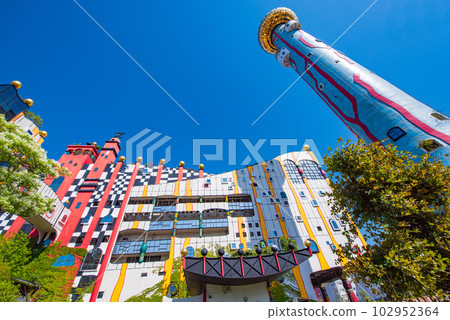 Garbage incineration facility in the blue sky Maishima Factory 102952364