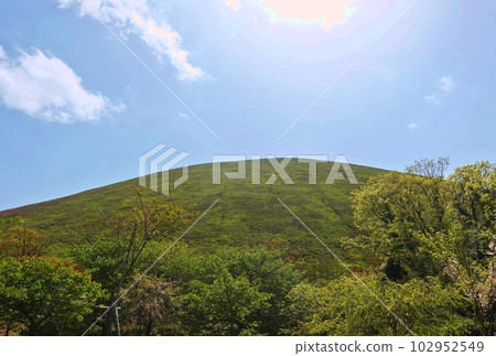大室山溫馨寧靜的景色 大室山溫馨寧靜的景色 102952549