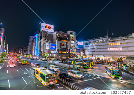 日本東京街景 連續盛夏...小心中暑。俯瞰錦糸町站（夜景）=18 102957497