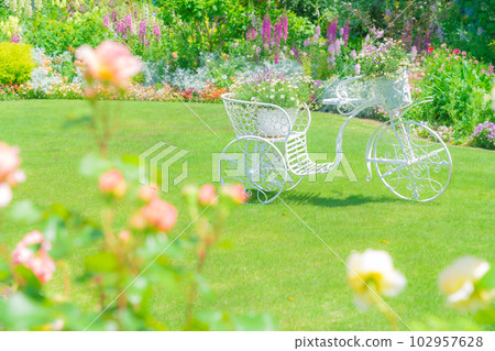 Kayu-tei, a garden full of beautiful flowers <Toyota City, Aichi Prefecture> 102957628
