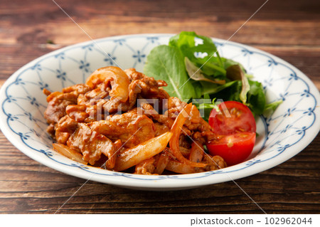 pork ketchup 102962044