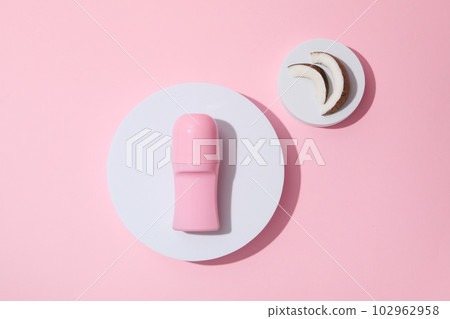 Concept of body and skin care accessories - coconut cosmetic 102962958