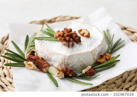 Concept of delicious French food - Camembert cheese 102967016
