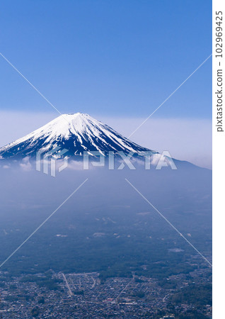 Mt.Fuji view from Mt.Kurodake in Misaka Mountains 102969425