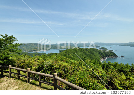 View of Gokasho Bay from Nankai Observatory [Minamiise Town, Watarai District, Mie Prefecture] 102977193