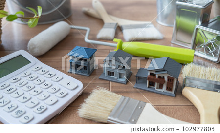 Calculator and painting tools | Renovation, painting contractor, DIY estimate image 102977803