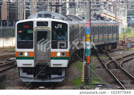 兩毛線211系列(6節車廂:小山⇔高崎) 兩毛線211系列(6節車廂:小山⇔高崎) 102977849