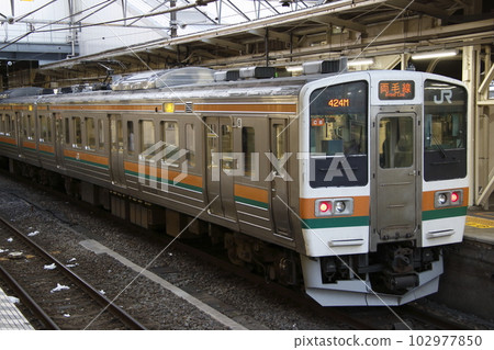 兩毛線211系列(6節車廂:小山⇔高崎) 兩毛線211系列(6節車廂:小山⇔高崎) 102977850