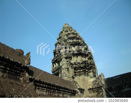 在Phnom Bakheng看日落 在Phnom Bakheng看日落 102985680