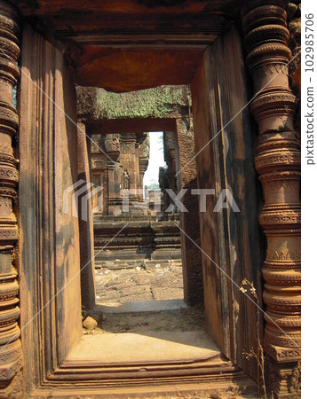 Angkor Ruins_Beng Mealea 102985706