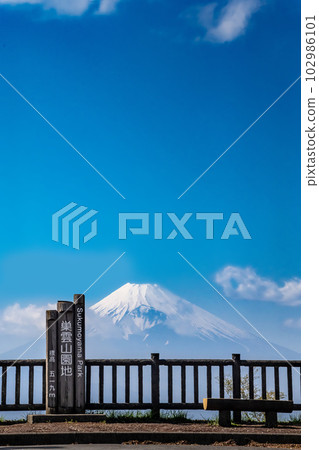Mount Fuji from Izu Skyline Sukumoyama in Shizuoka Prefecture Mount Fuji from Izu Skyline Sukumoyama in Shizuoka Prefecture 102986101