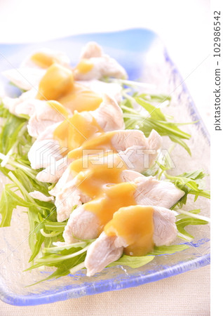Chicken fillet shabu-shabu salad Chicken fillet salad 雞柳 102986542