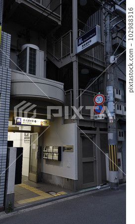 Exit 1B of Ebisucho Station on the Osaka Metro Sakaisuji Line, with an elevator Exit 1B of Ebisucho Station on the Osaka Metro Sakaisuji Line, with an elevator 102988316