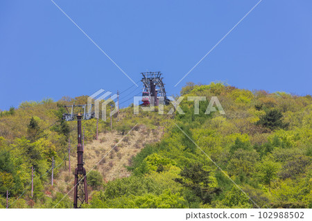 Fresh greenery of Haruna Fuji and Mt. Haruna Ropeway 102988502