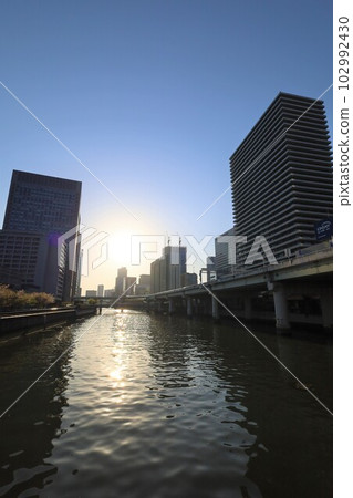 Walking around Nakanoshima, Osaka, from Watanabebashi to Temmabashi 102992430