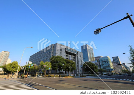 漫步大阪中之島，從渡邊橋到天滿橋 102992431