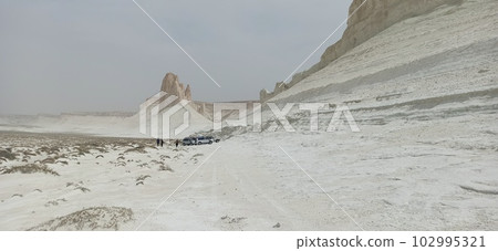 uzbekistan 102995321