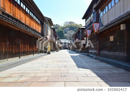 金澤東茶屋街，石川縣的旅遊勝地，金澤的舊街景，重要的傳統建築群保存地區 103002417