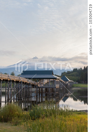 Aomori Tsuru no Maibashi 103004719