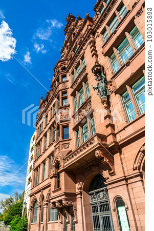 Architecture of the Nikolaiviertel, an old quarter of Berlin in Germany 103015898