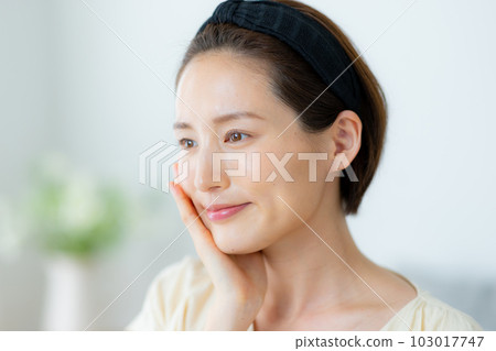 Living skin care Living skin care 103017747