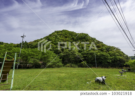 從島根縣松江市須谷鄉間公園看到的熊野城遺址 103021918