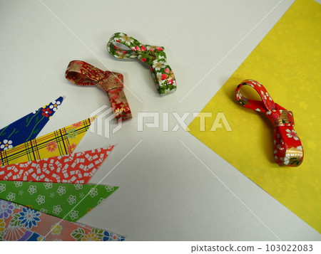 Chiyogami 和筷架 103022083