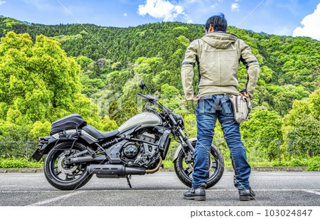 Sagamihara city touring on a large motorcycle 103024847