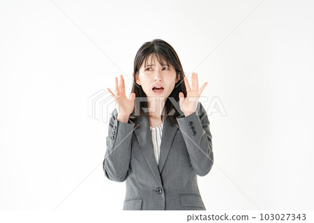 女商人驚訝 103027343