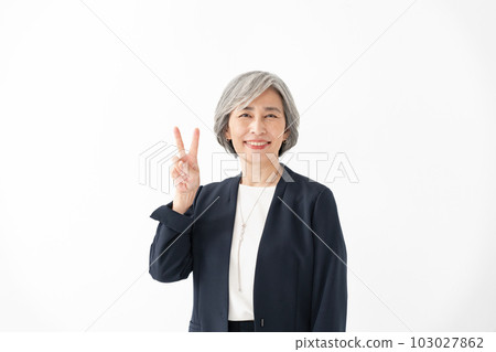 Business senior woman peace 103027862