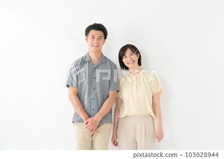 Couple Middle Couple Middle 103028944